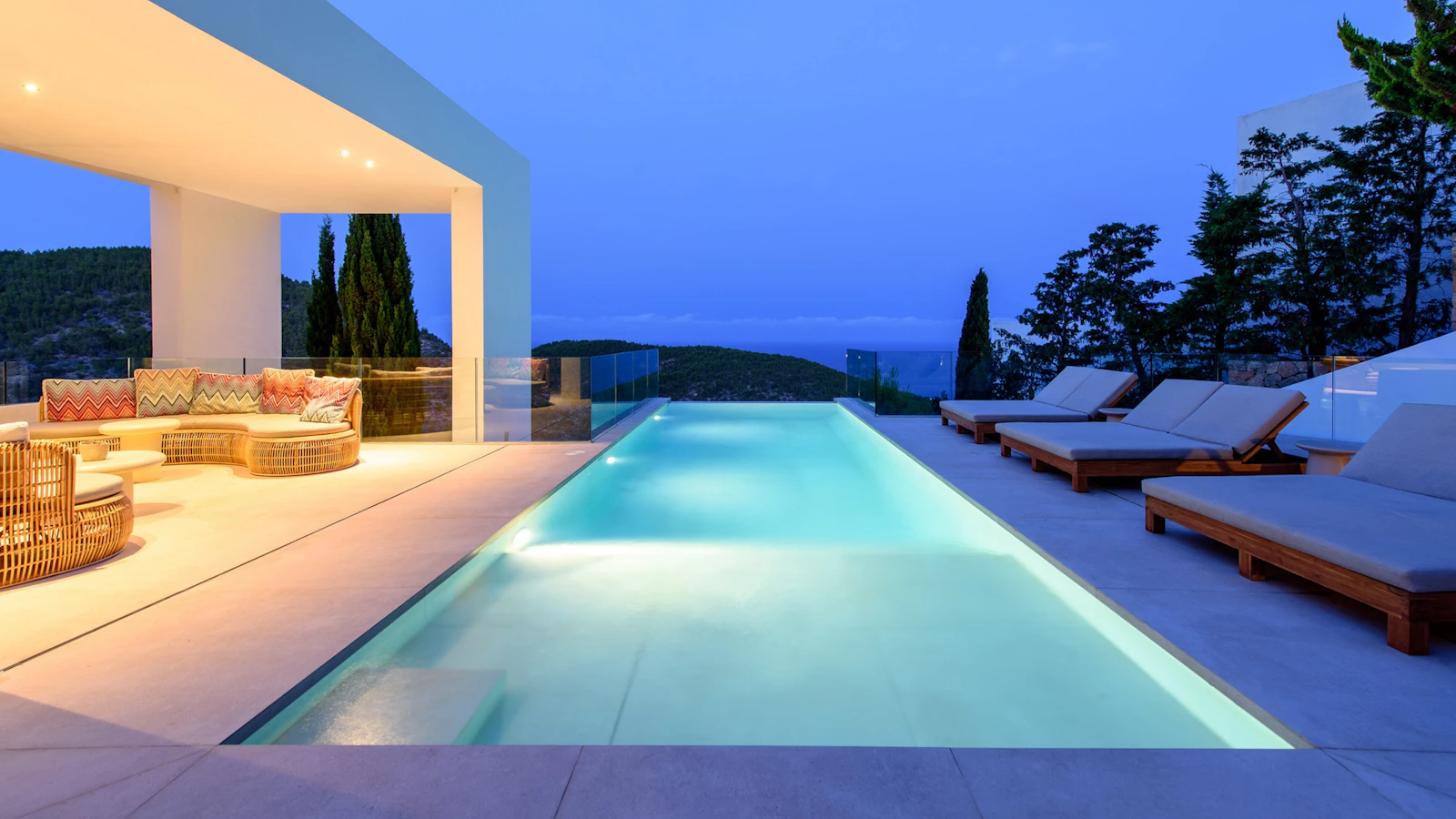 Collections 37 Villa