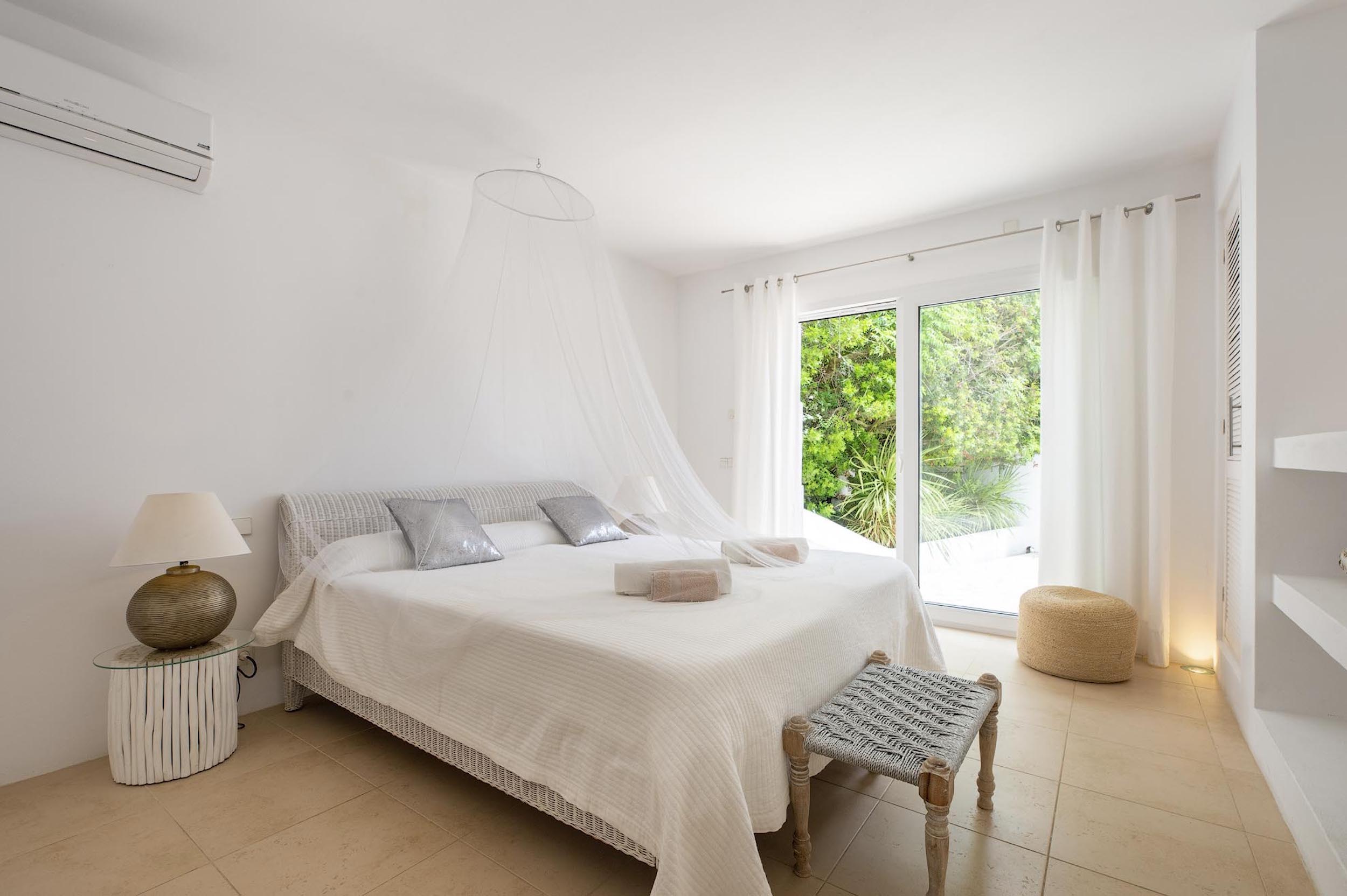 Villa Yolanda image 19