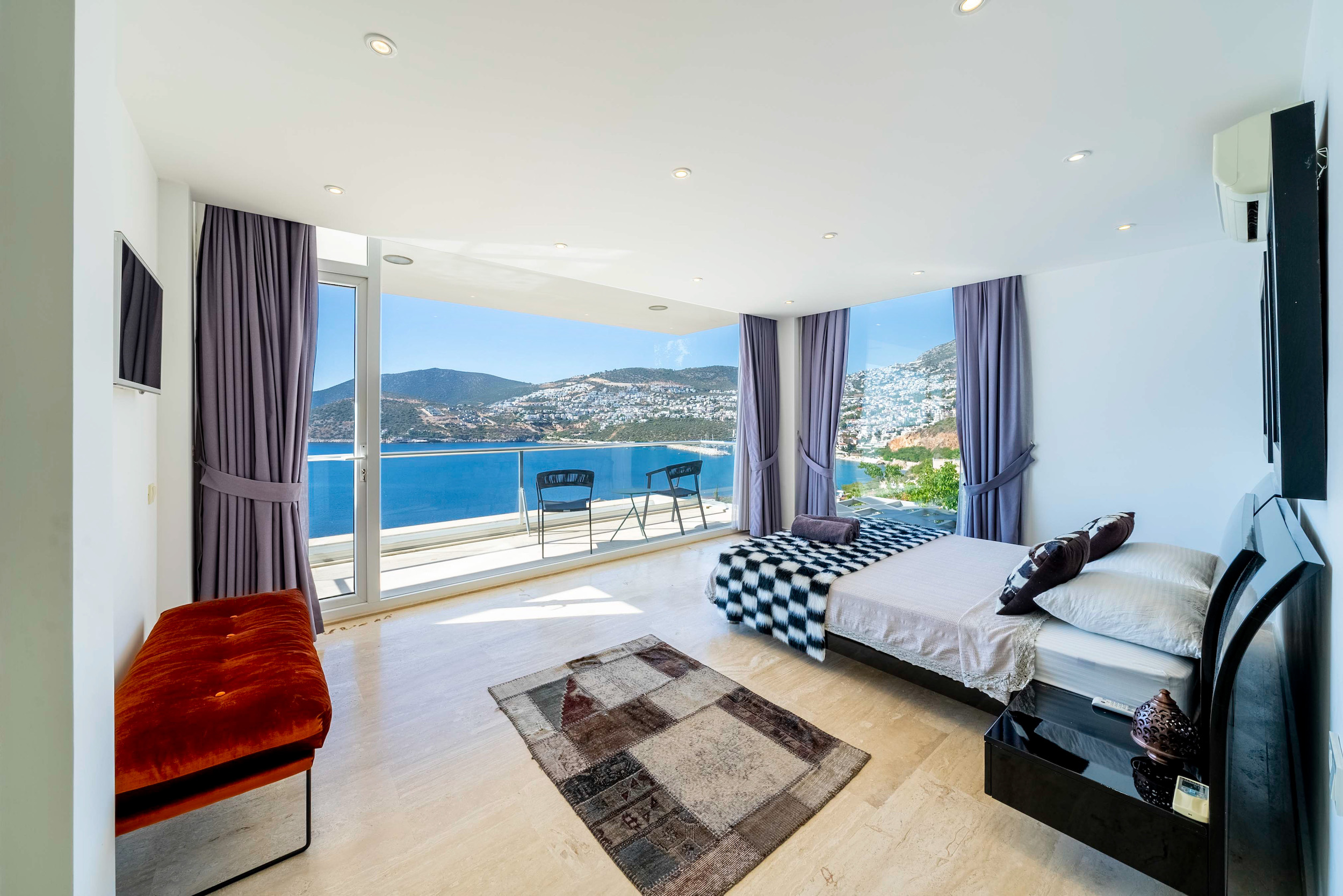 Villa Radiance image 20