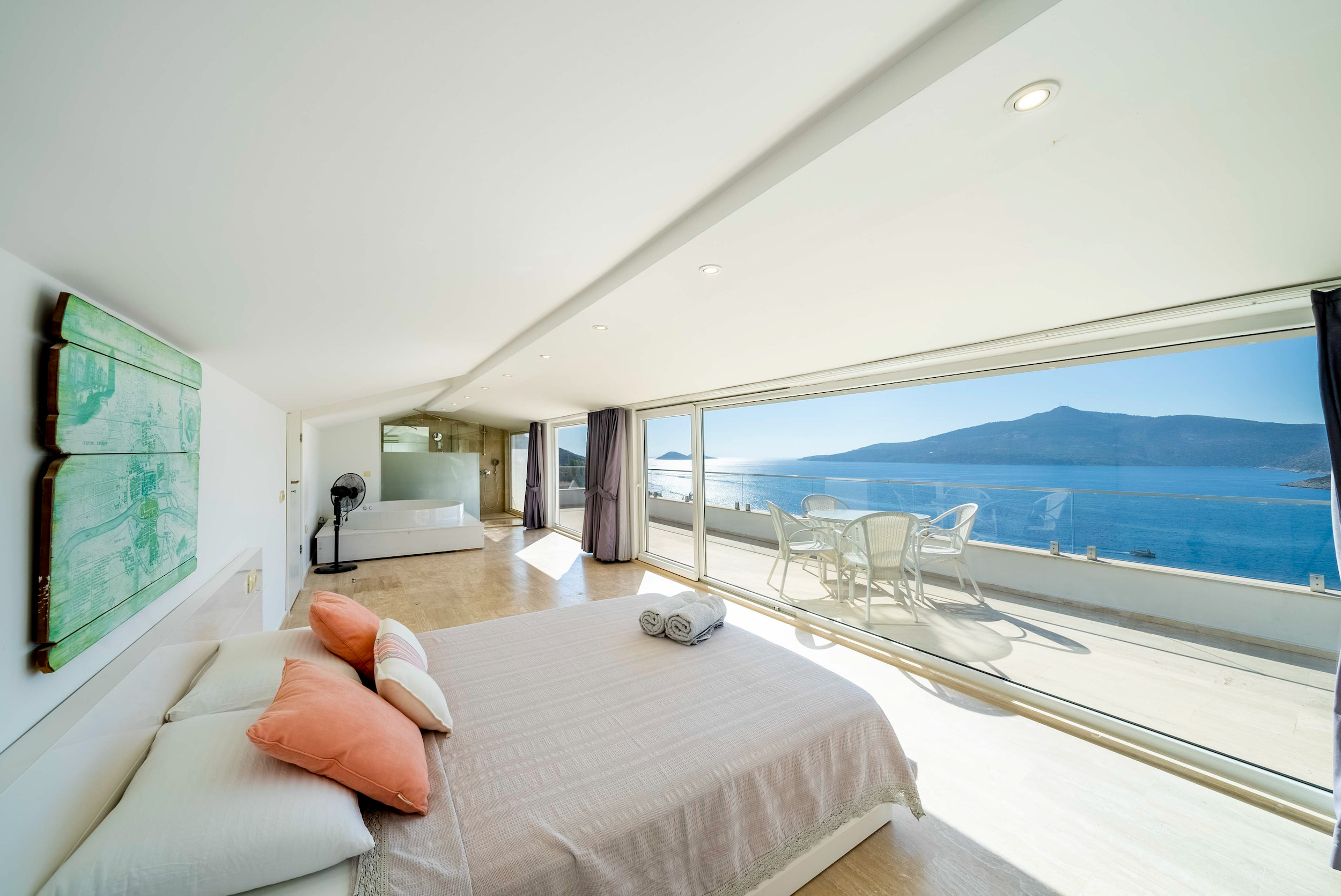 Villa Radiance image 10