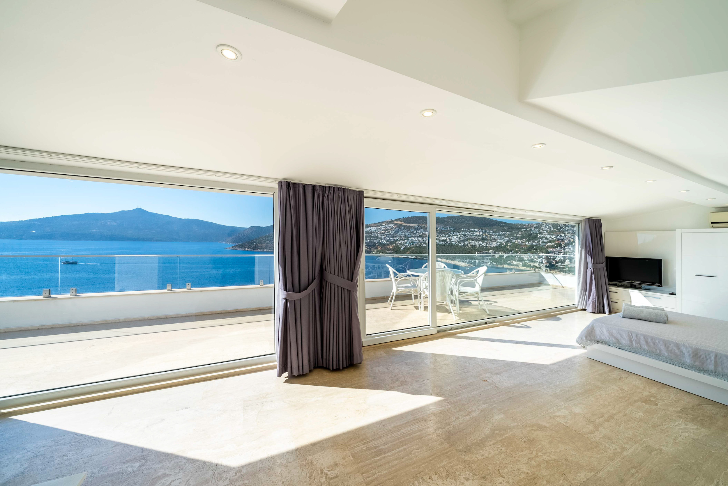 Villa Radiance image 13