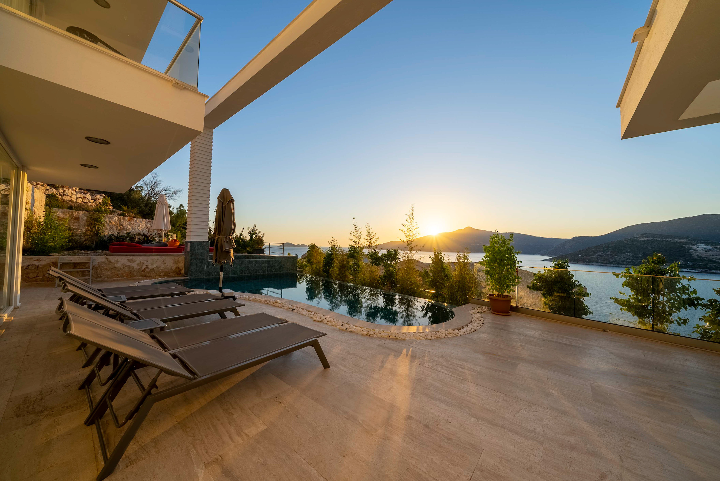 Villa Radiance image 27