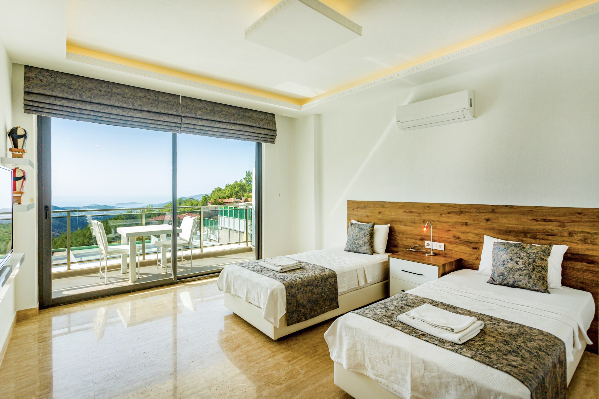 Villa Luxe Grove image 20