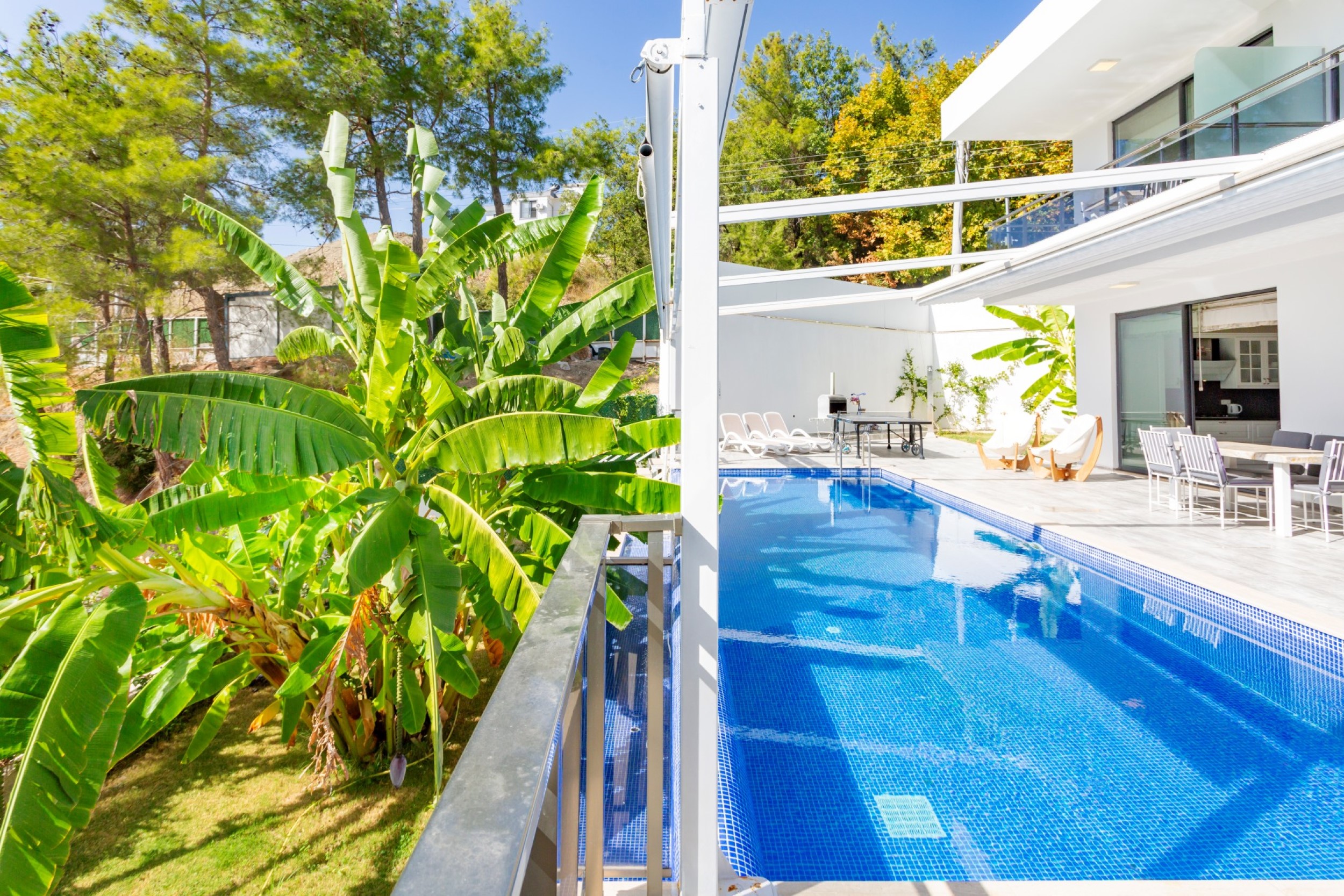 Villa Luxe Glow image 30