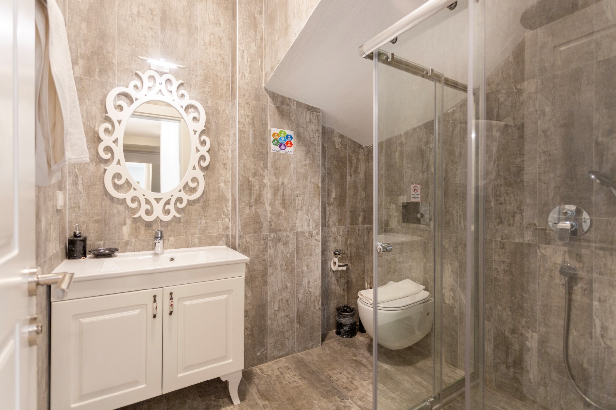 Villa Luxe Glow image 20