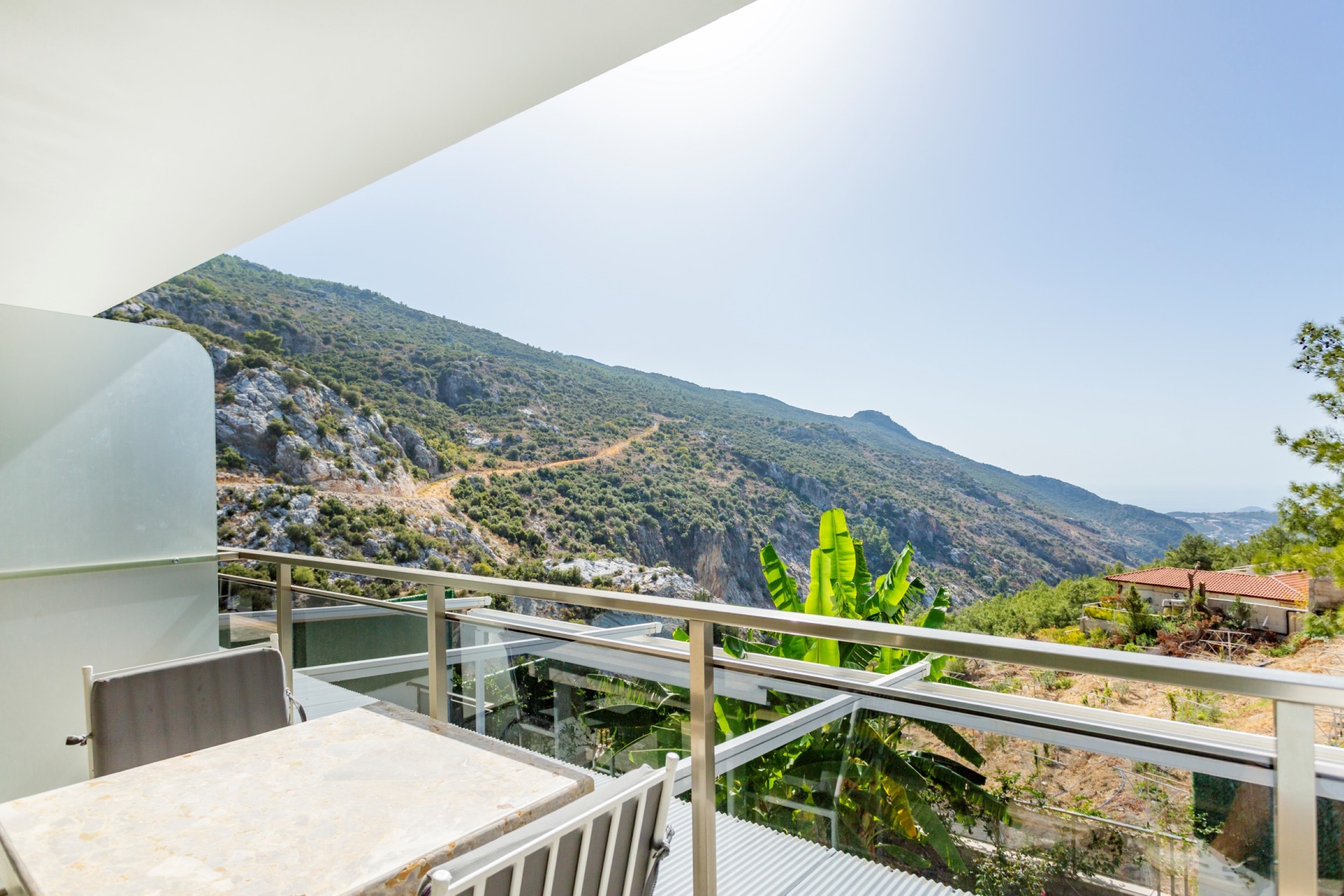 Villa Luxe Glow image 22