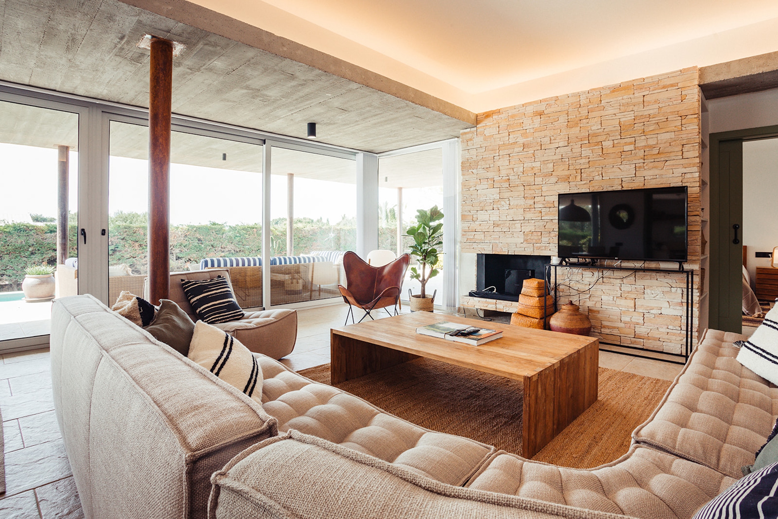Villa Llum image 9