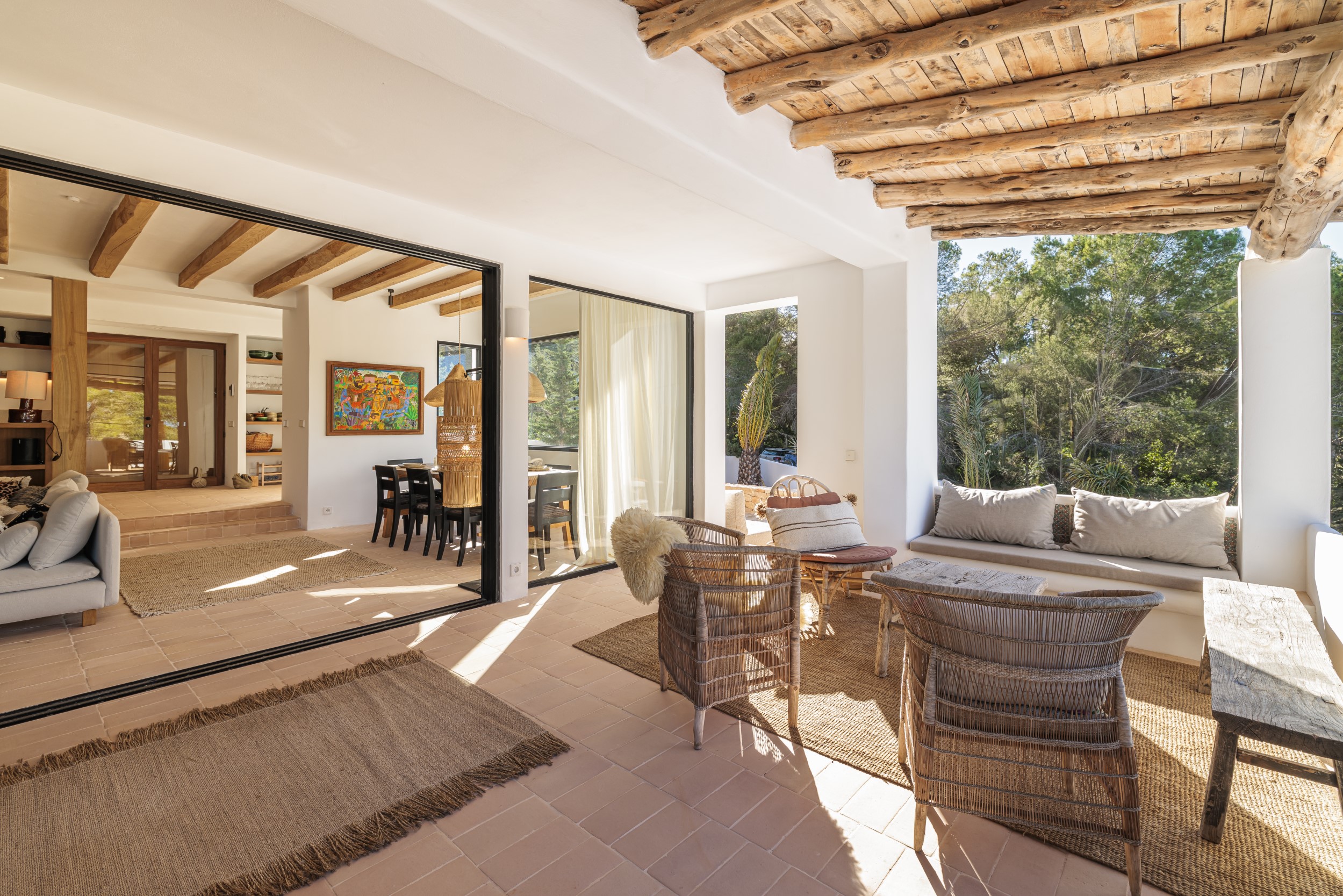 Casa Pins image 9