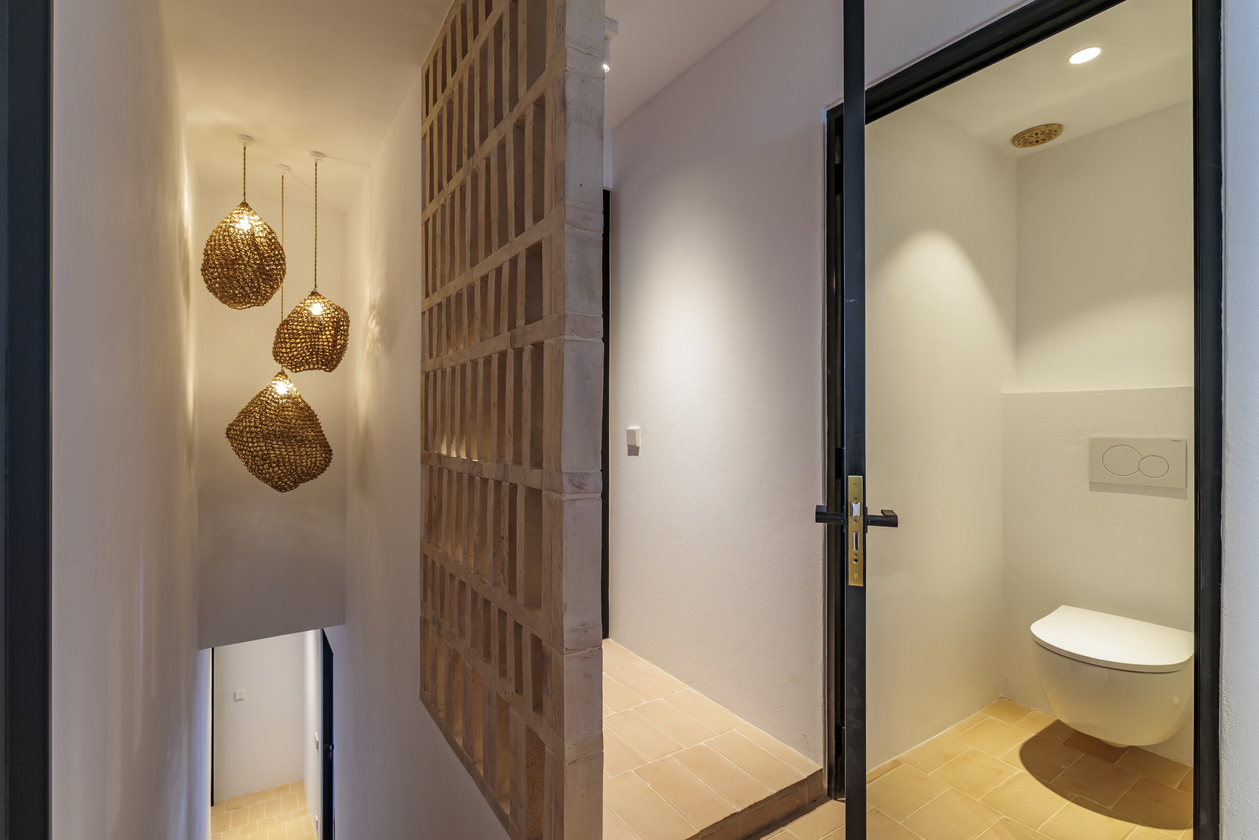 Casa Pins image 23