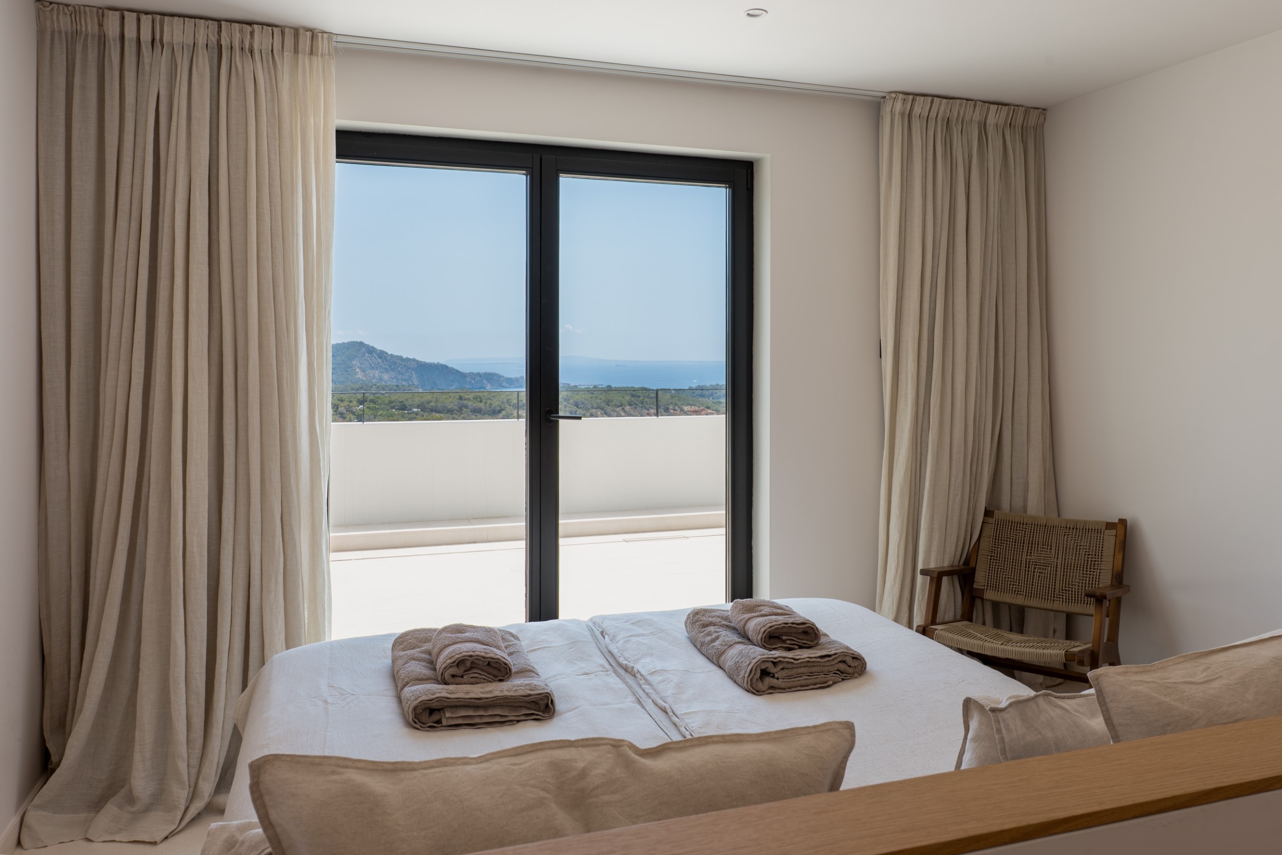 White Horizon image 21