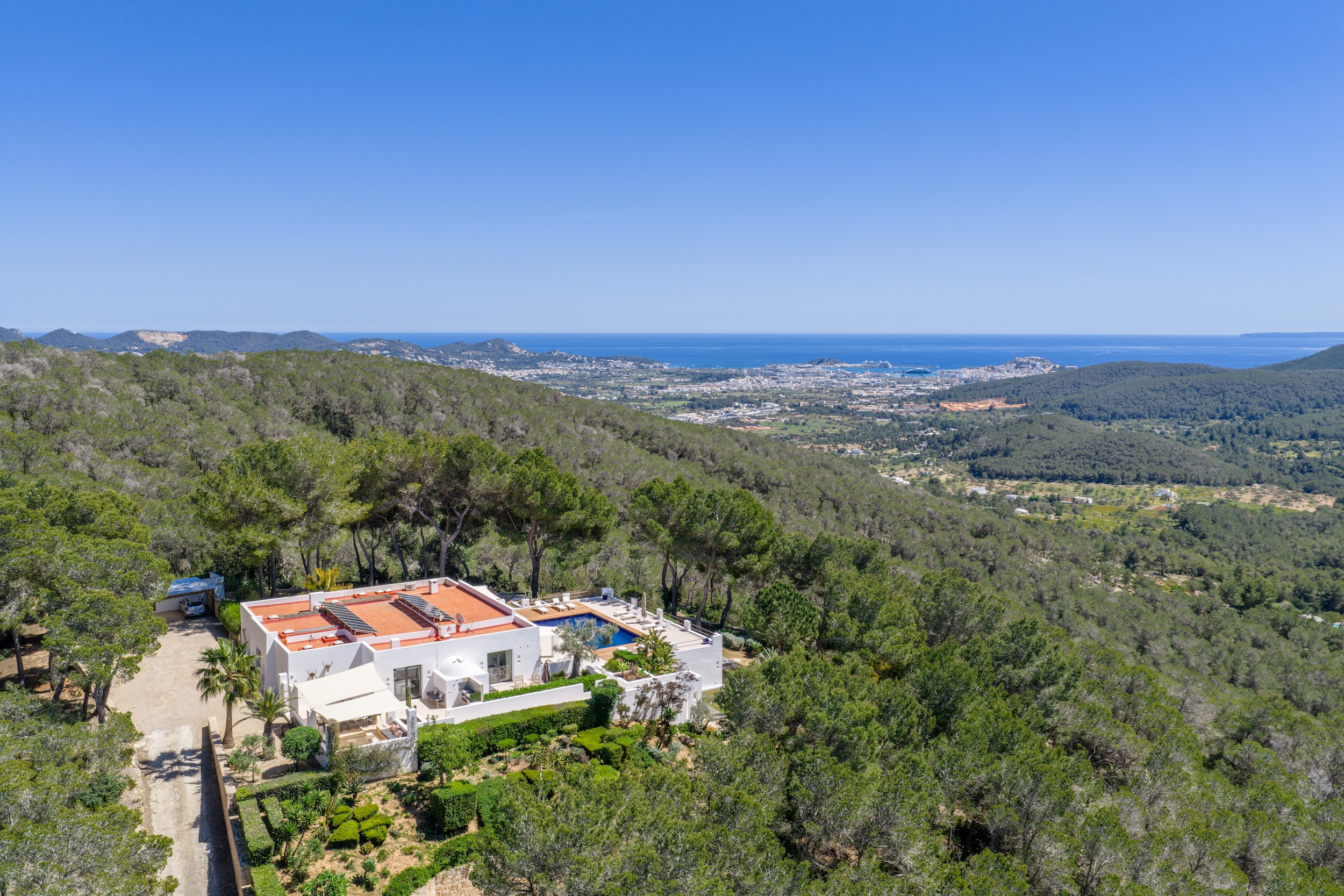 Bella Vista image 91