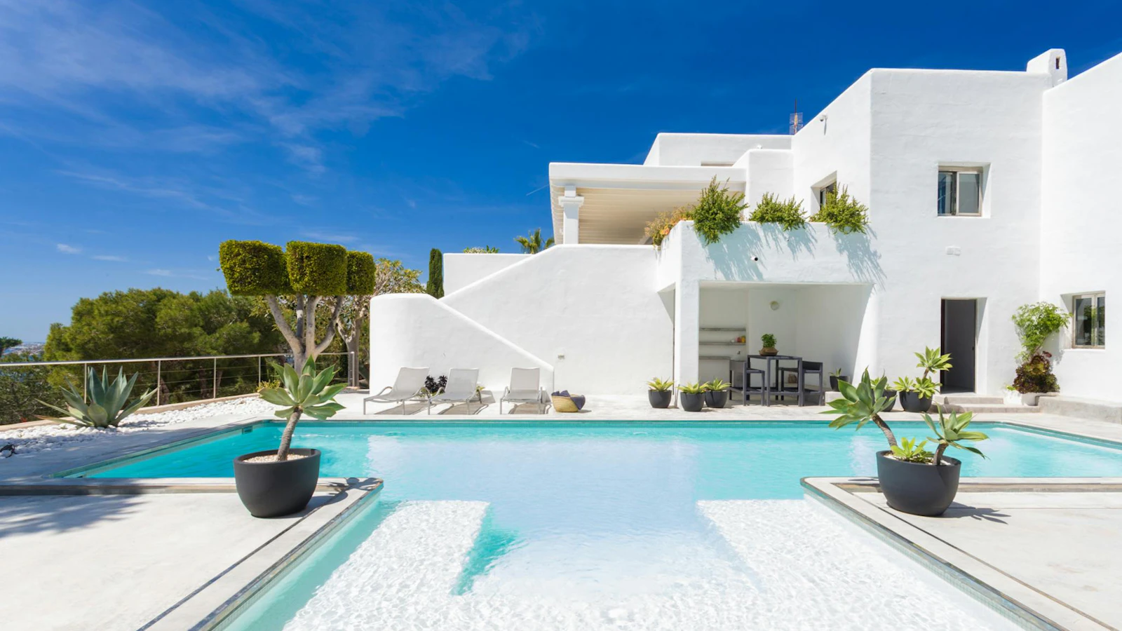 Home 5 Villa