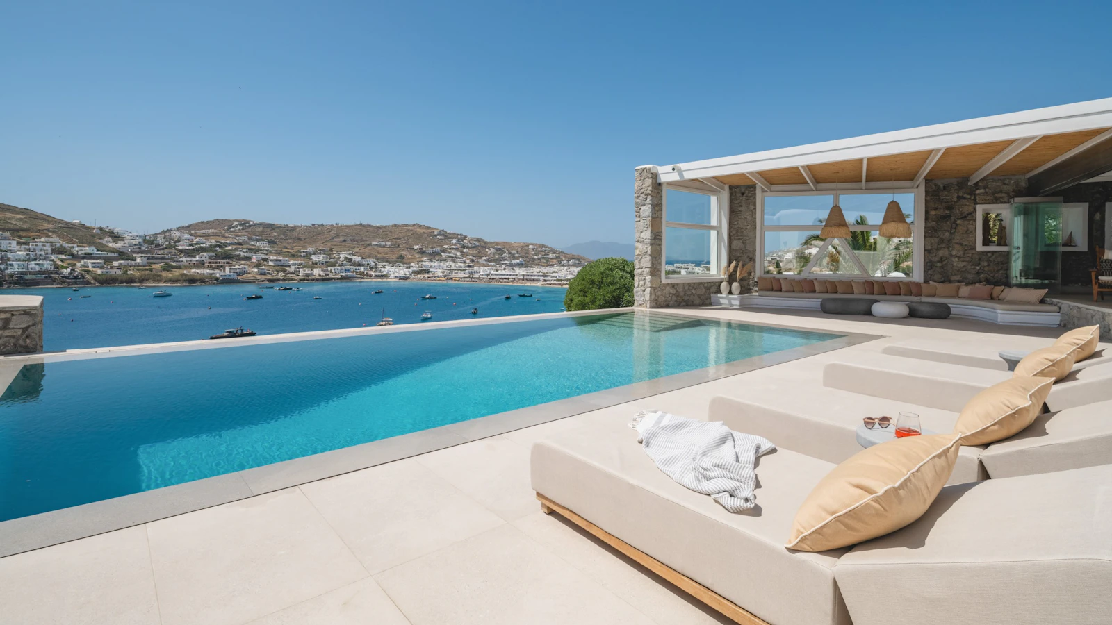 Home 12 Villa